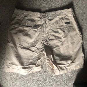 Columbia Shorts - Columbia Khaki Shorts Columbia Shorts - Columbia Khaki Shorts